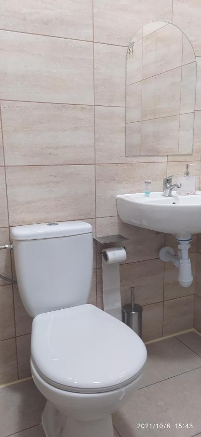 4U Hostel Zgorzelec - Free Parking Jedrzychowice  Kültér fotó