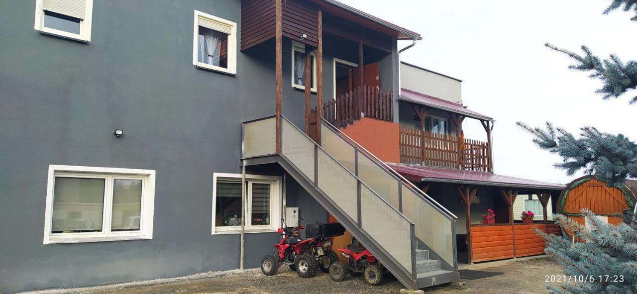 4U Hostel Zgorzelec - Free Parking Jedrzychowice  Kültér fotó