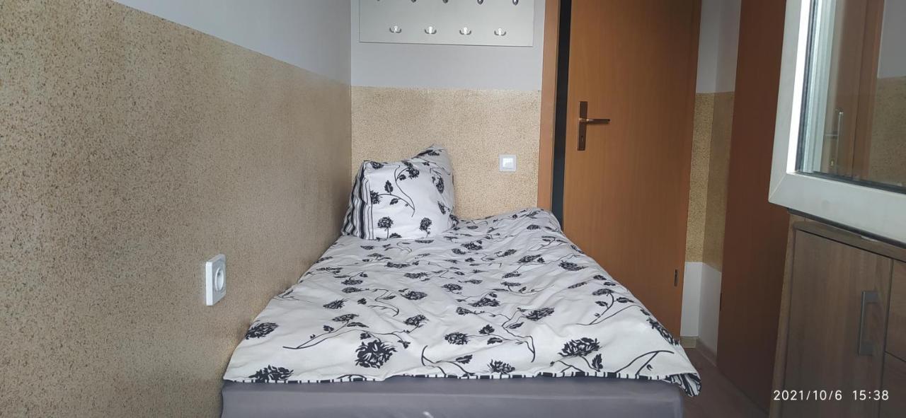 4U Hostel Zgorzelec - Free Parking Jedrzychowice  Kültér fotó
