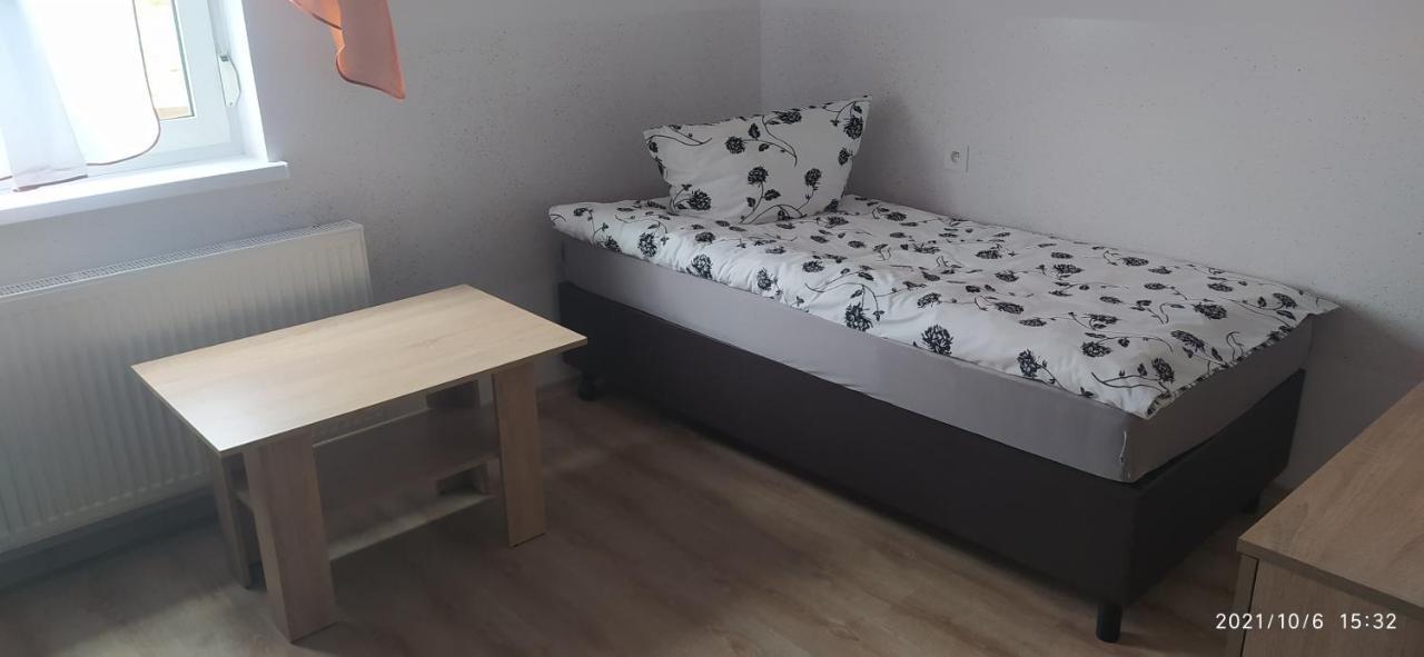 4U Hostel Zgorzelec - Free Parking Jedrzychowice  Kültér fotó
