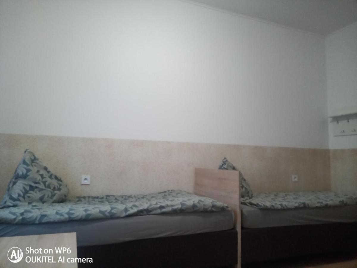 4U Hostel Zgorzelec - Free Parking Jedrzychowice  Kültér fotó